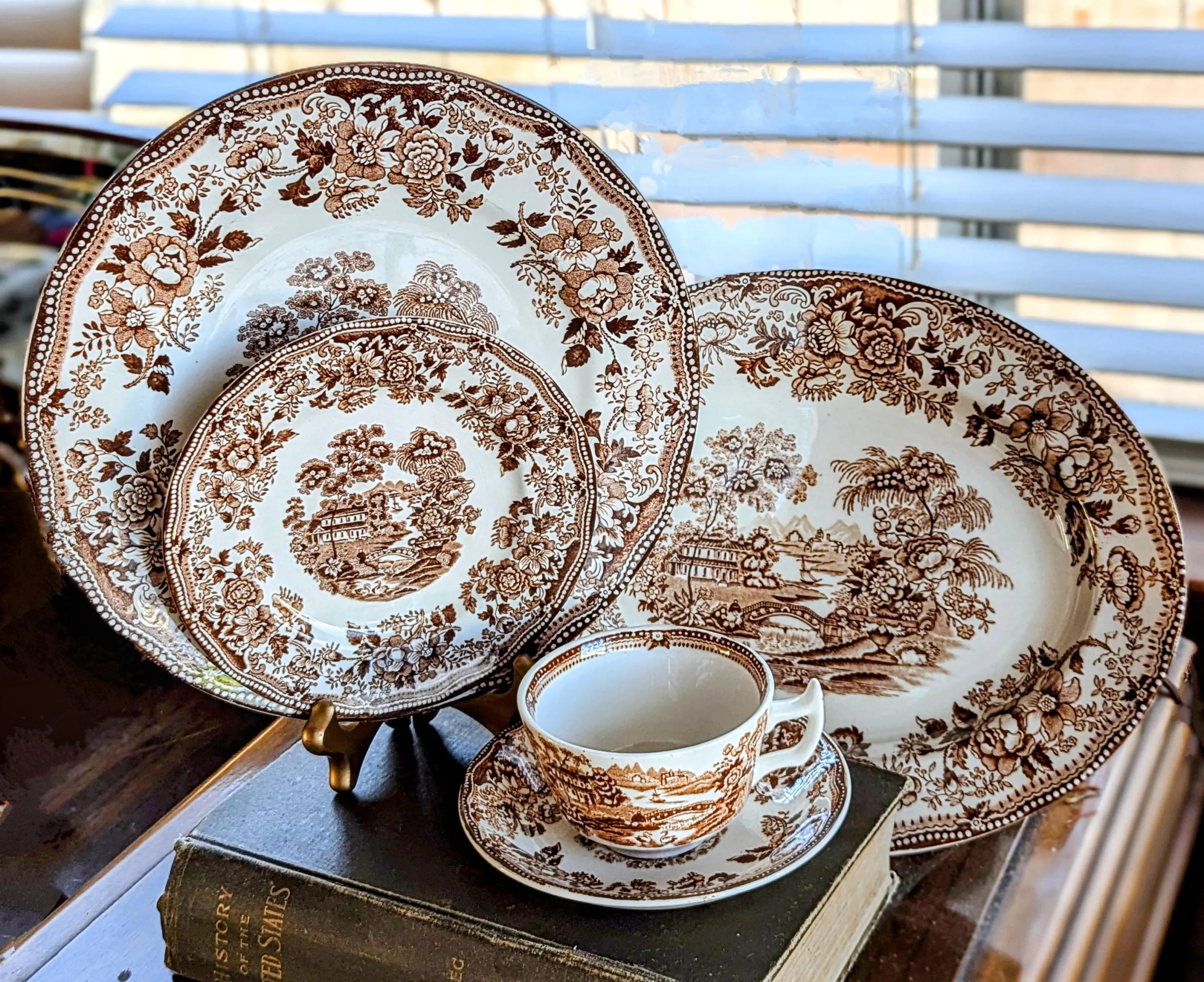 Whole Black Peppercorns